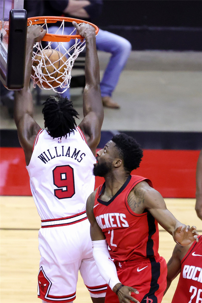 爱游戏app下载-包含转会期突围战来临，芝加哥公牛围绕欧联手感冰凉，话题不断，赛季目标并未改变的词条