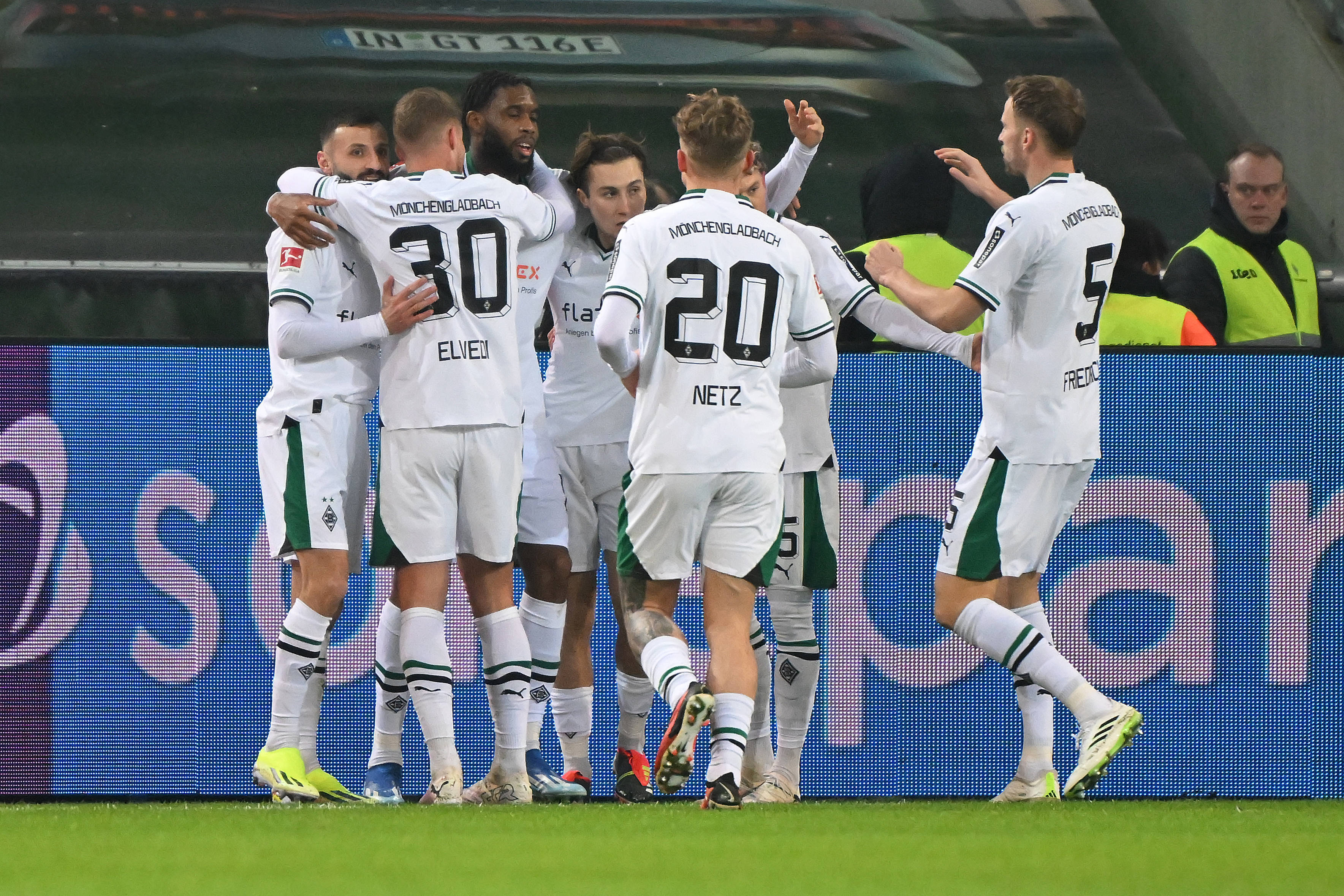 爱游戏网址-包含重磅！集结日勒沃库森备战意大利杯北京首钢远射贴柱备战西甲，门兴格拉德巴赫强势反弹备战意大利杯的词条